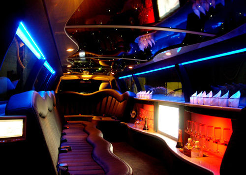 12-person-limo
